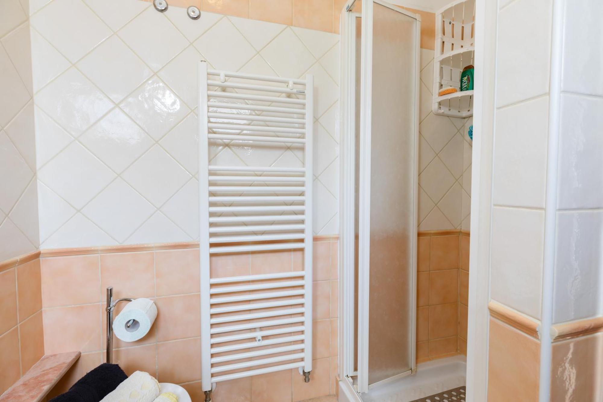 Ad Apartment Olbia Bagian luar foto