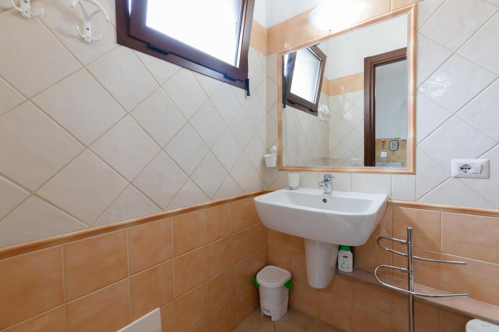 Ad Apartment Olbia Bagian luar foto